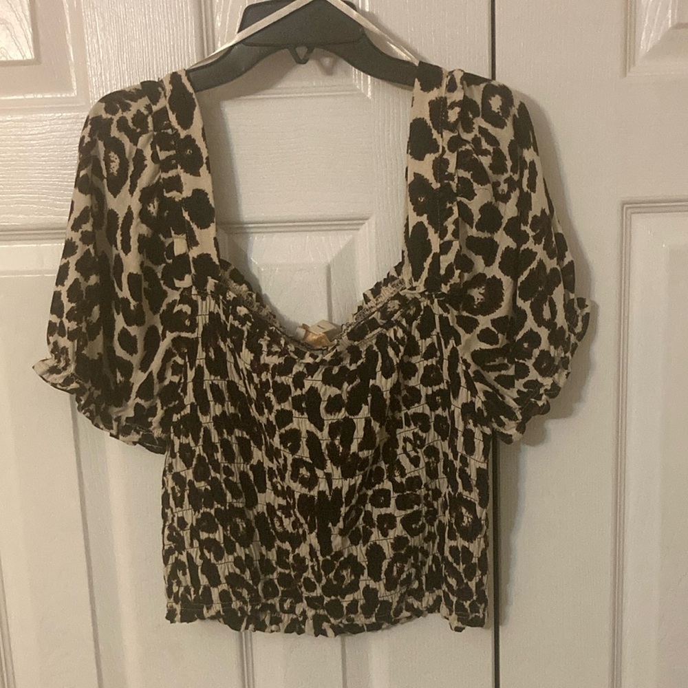 Monteau Leopard Print Puff Sleeve Top XL
